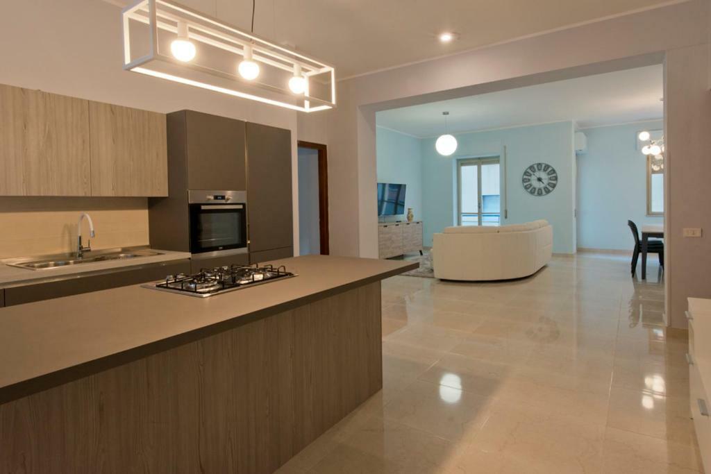 Casa Bella - 3 Baths - Walk To Ortigia Apartment Syracuse Exterior photo